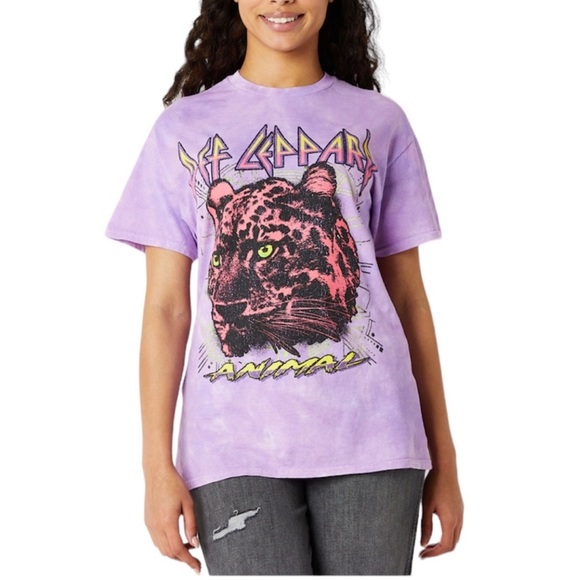 Def Leppard Tops - Def Leopard Animal Short Sleeve Shirt